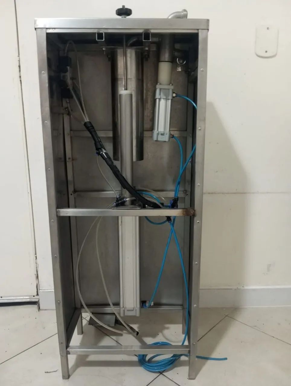 Envasadora de calda para forma de picolé  - Foto 3
