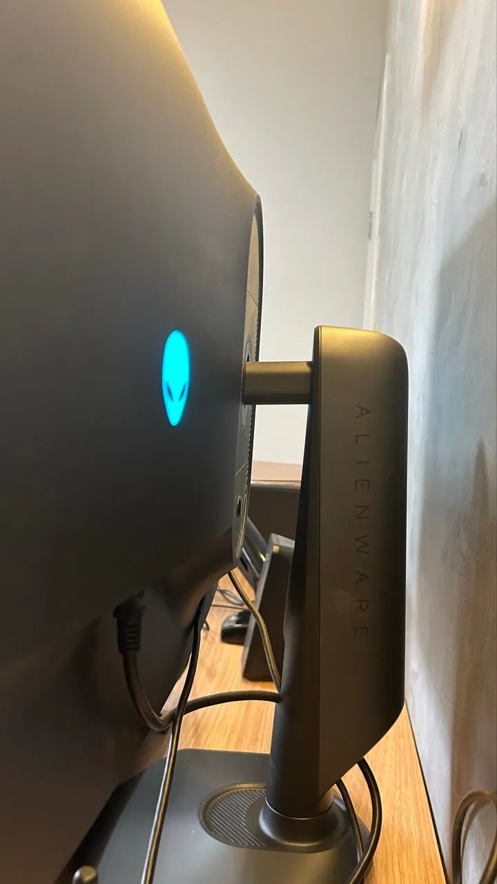 Monitor Alienware - 27" QHD  - Foto 4