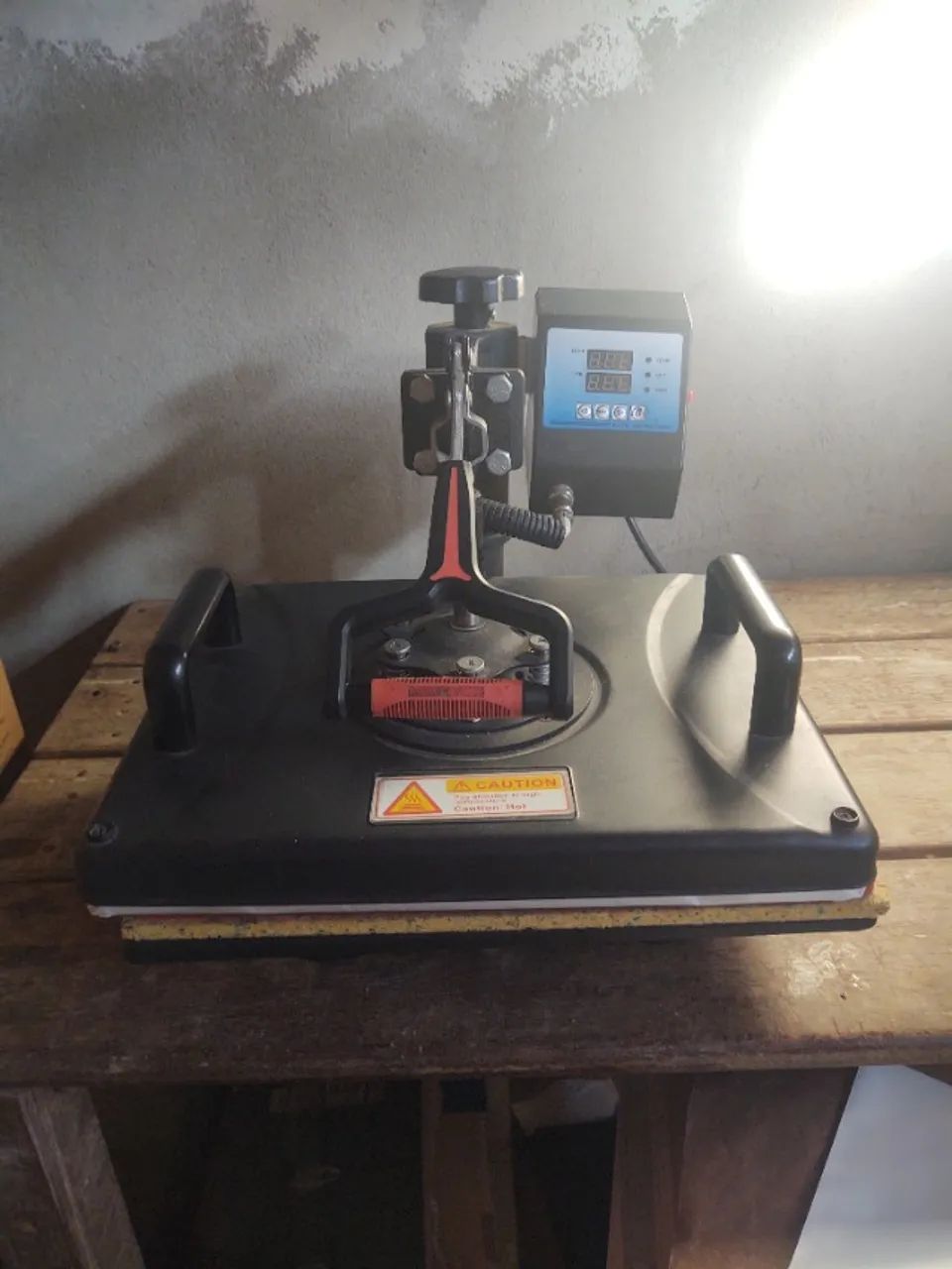 Prensa Térmica Plana + Prensa para Canecas