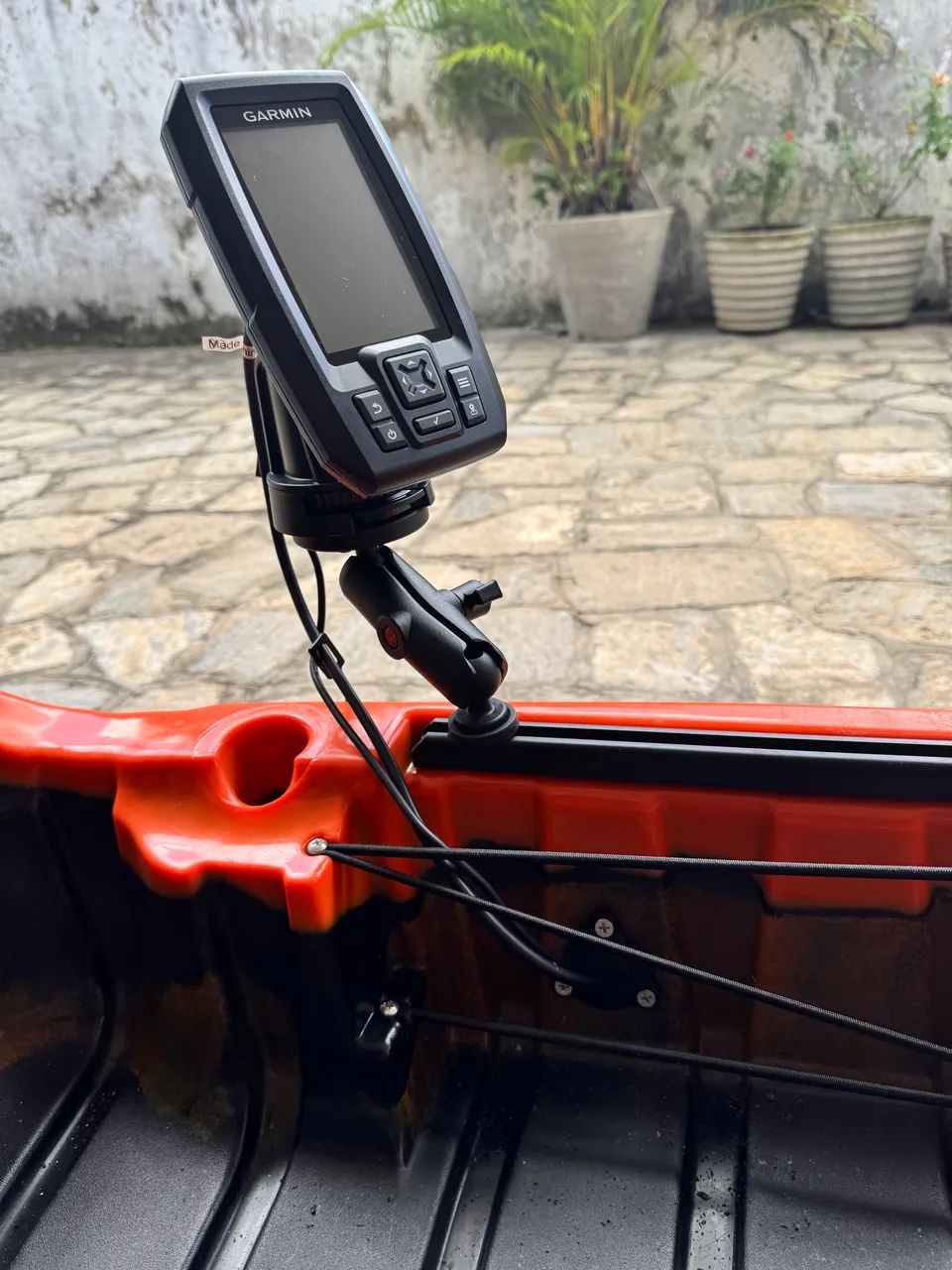 Caiaque Iron 1187 com pedal e sonar - Foto 5
