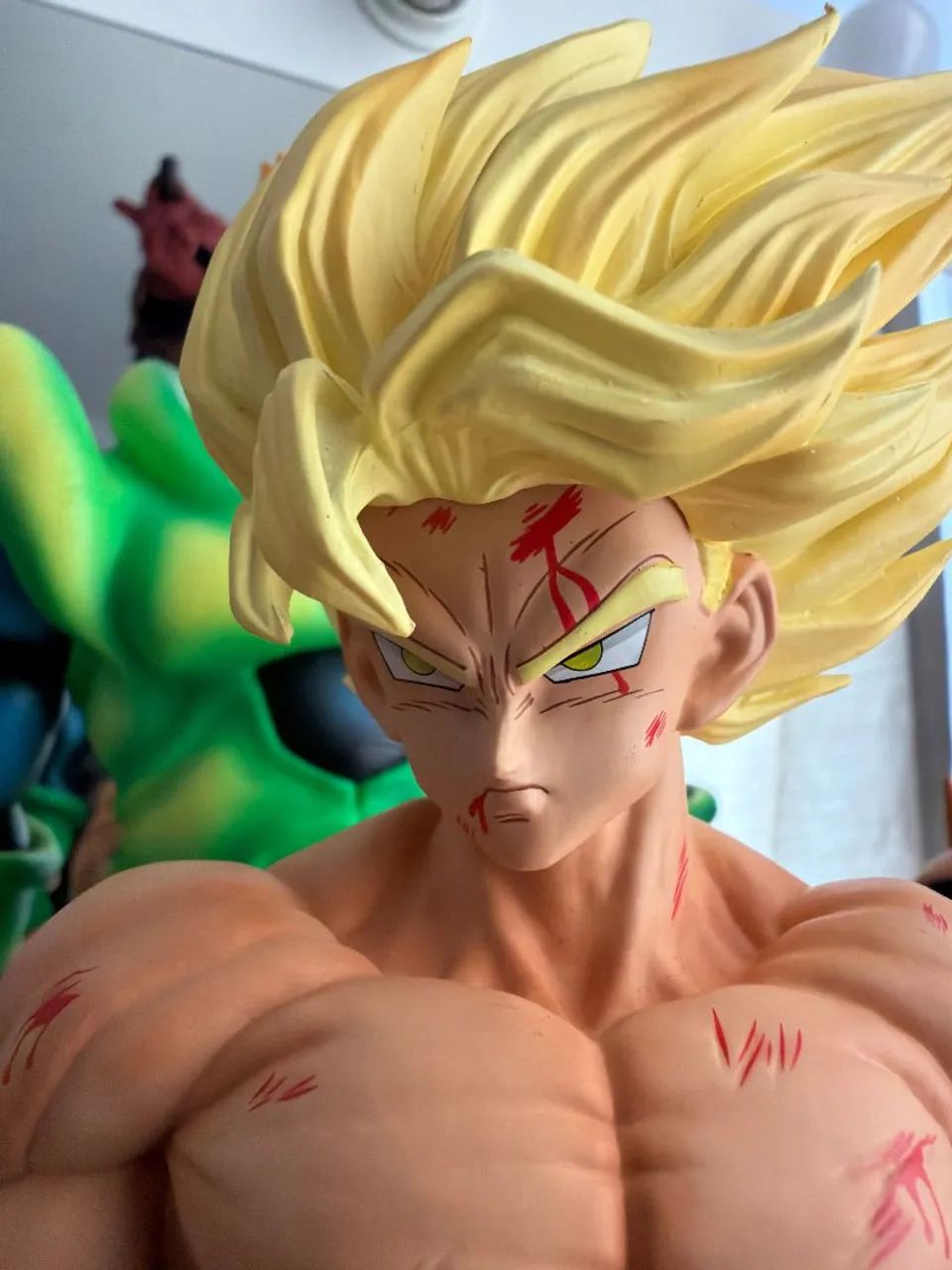 Estátua Goku Dragon Ball z 34 cm + busto + cabeça extra + Base com Led - Foto 4