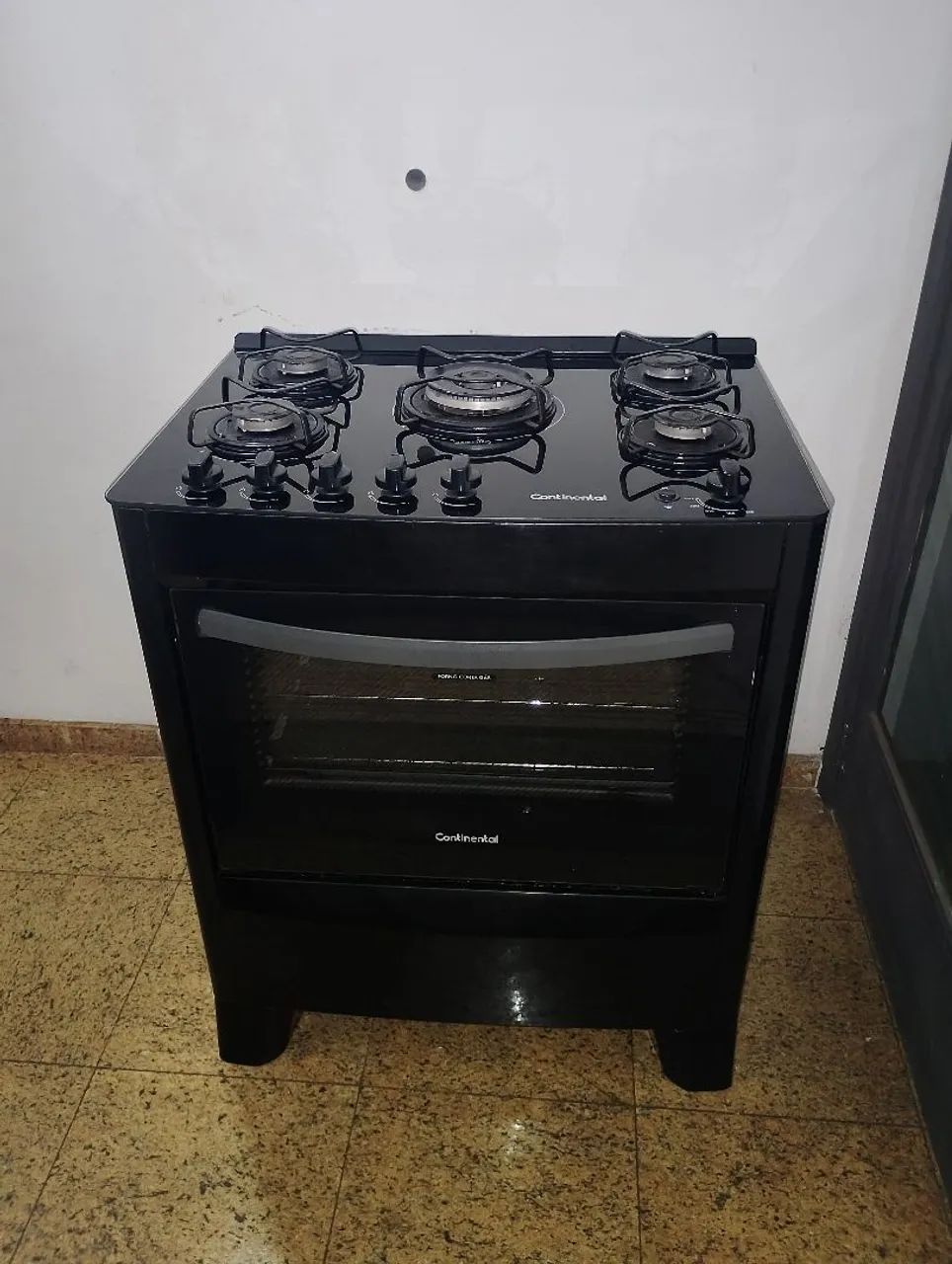 Fogão 5 bocas Continental