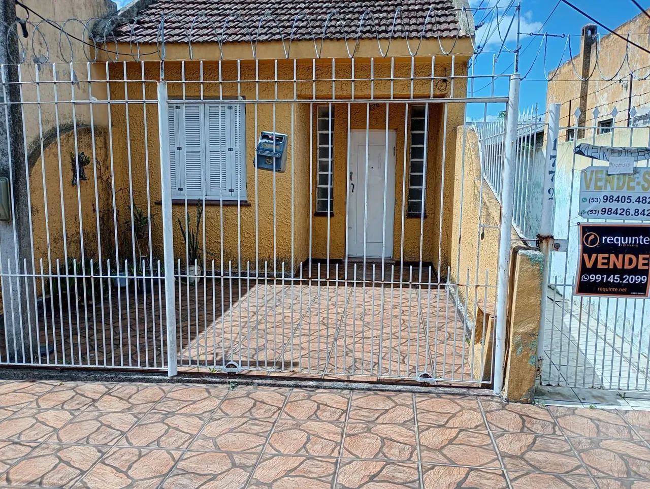 VENDA DE CASA NO CENTRO DE PELOTAS - Foto 2