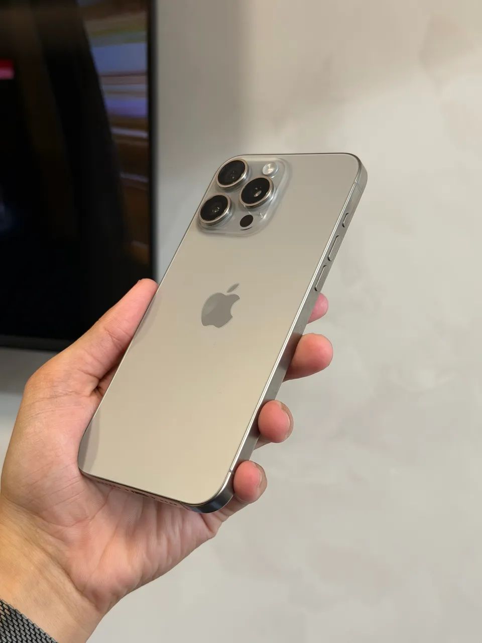 iPhone 15 Pro Max 256 Natural Loja física 