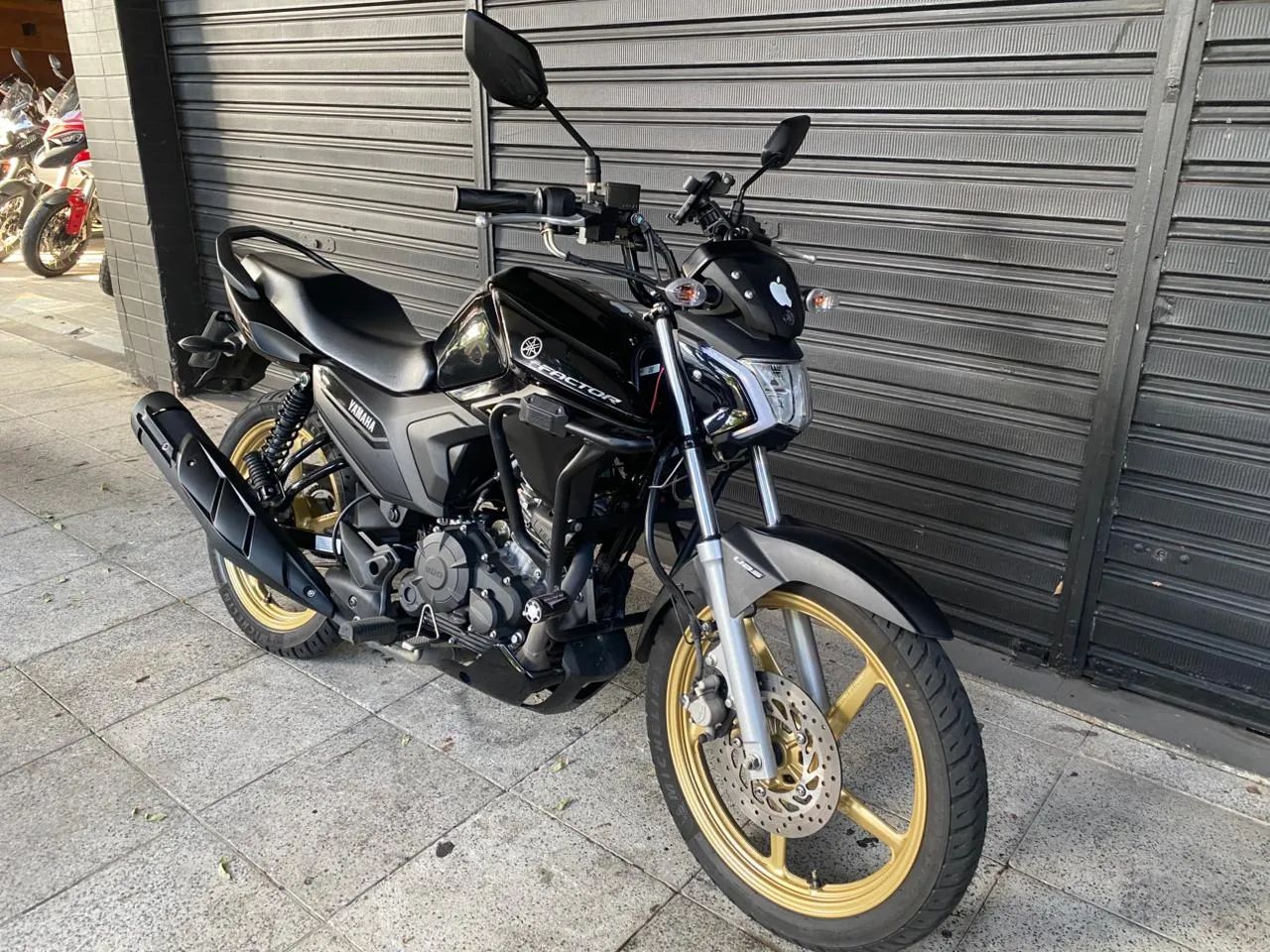 Yamaha YBR 150 Factor 150 cc  - Foto 4