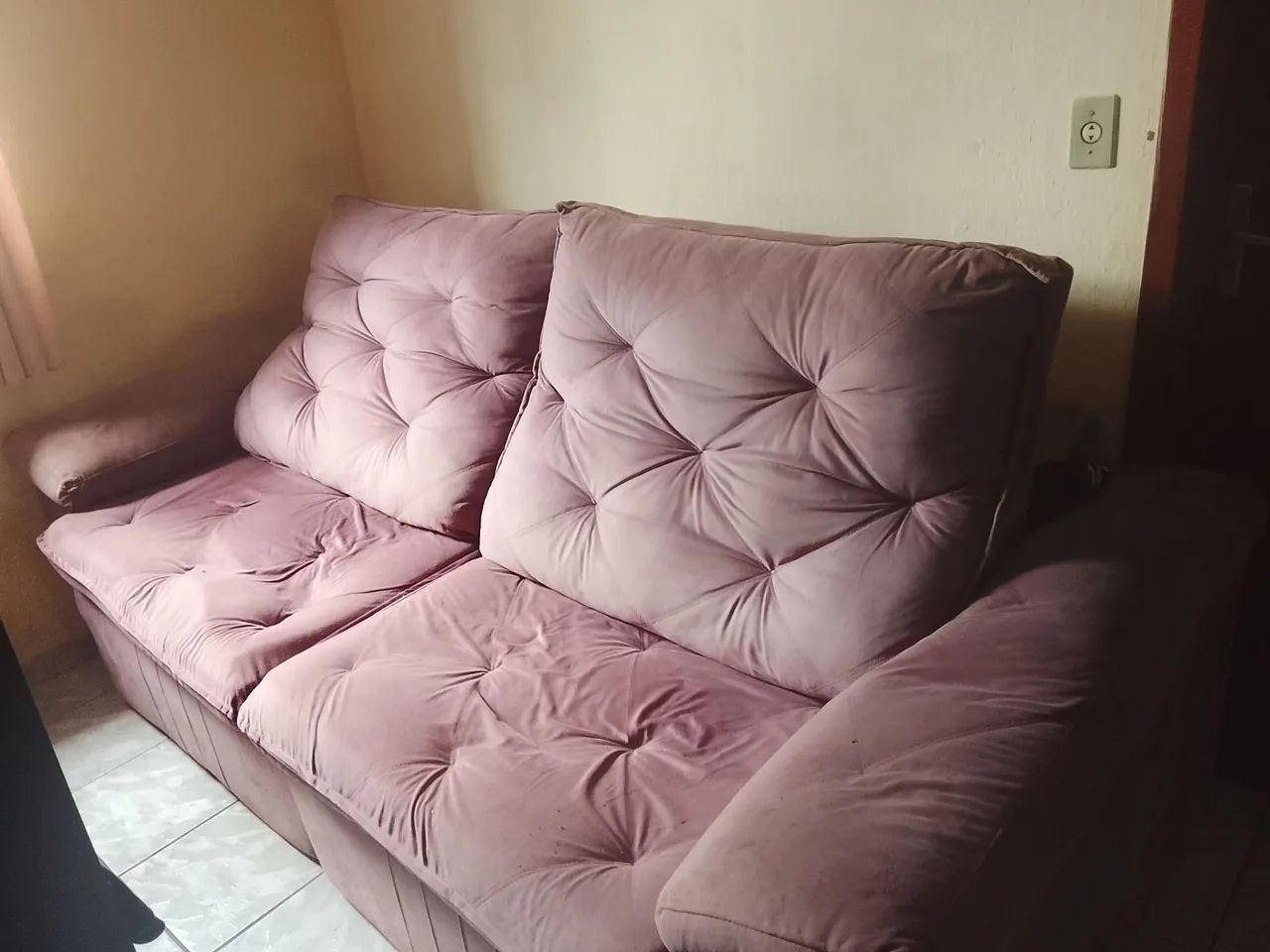 Sofá retrátil reclinável rosé 2,20m parcela com juros da maquininha  - Foto 2