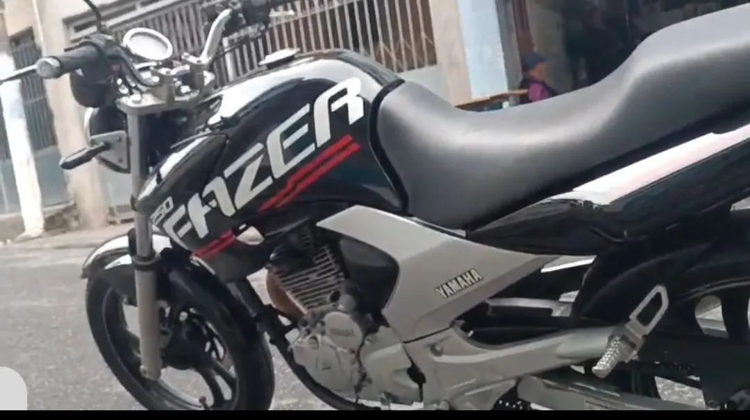Fazer 250 - Foto 3