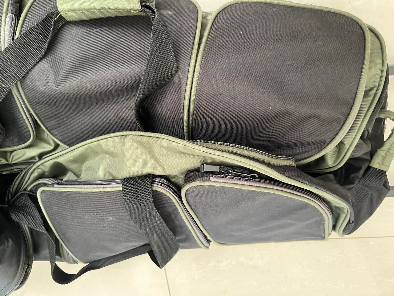 Mala bolsa rodinha grande com bolsos - Foto 2
