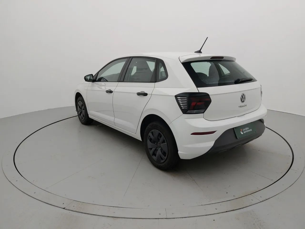 Volkswagen Polo Track 1.0 Flex 12V 5p, foto 3 de 18