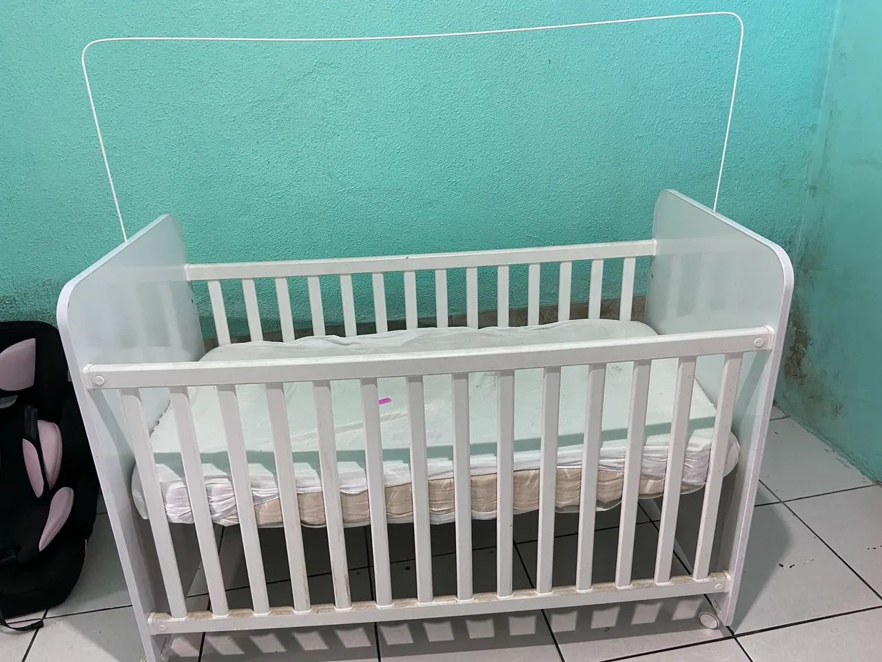 vende- se berço branco - Foto 2