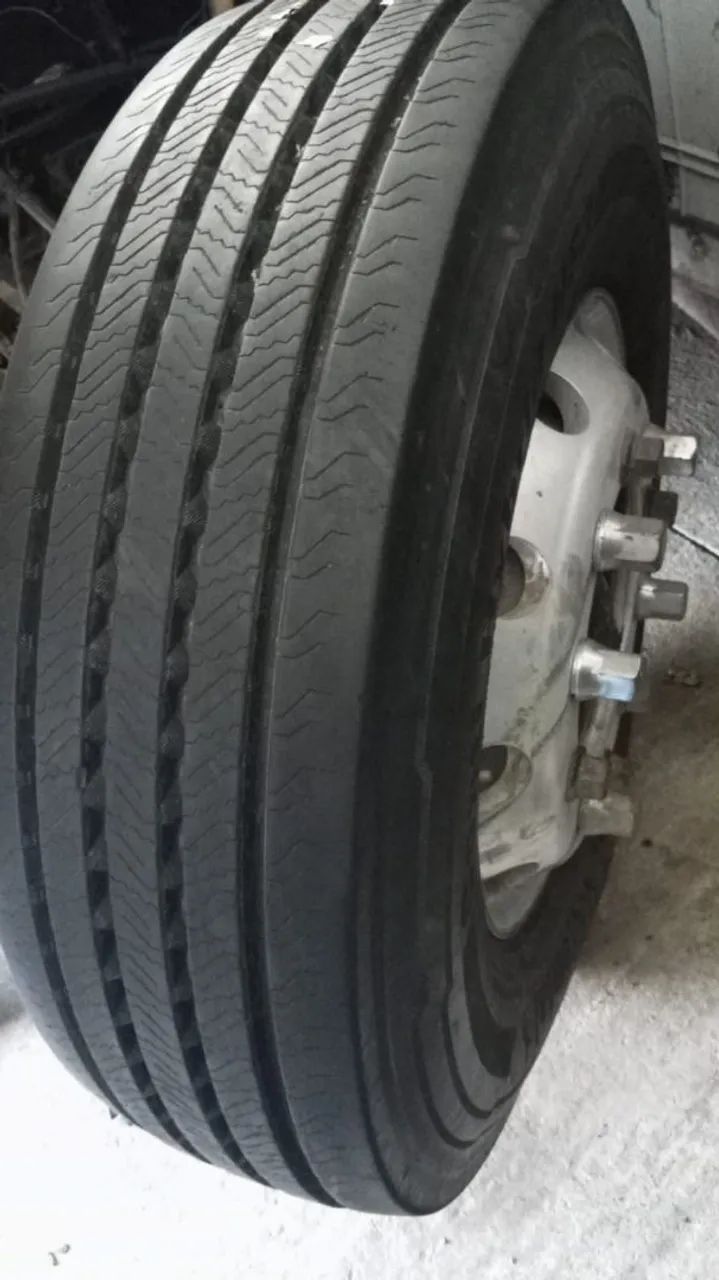 Vendo caçamba 6x4 26420  - Foto 5