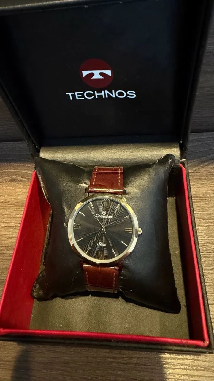 Relógio Champion Slim 40mm