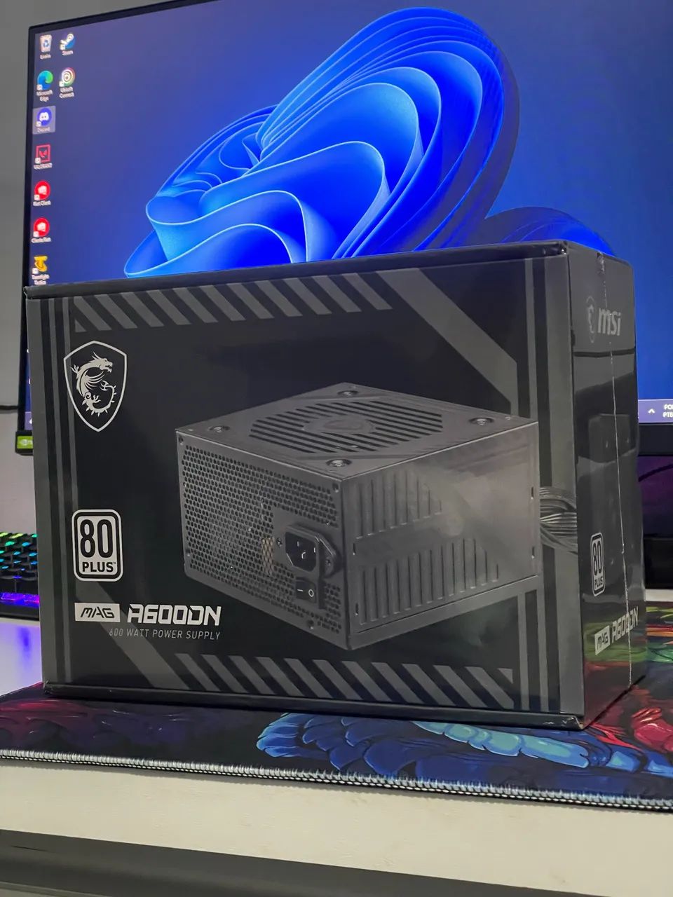 Fonte MSI 600w Lacrada.
