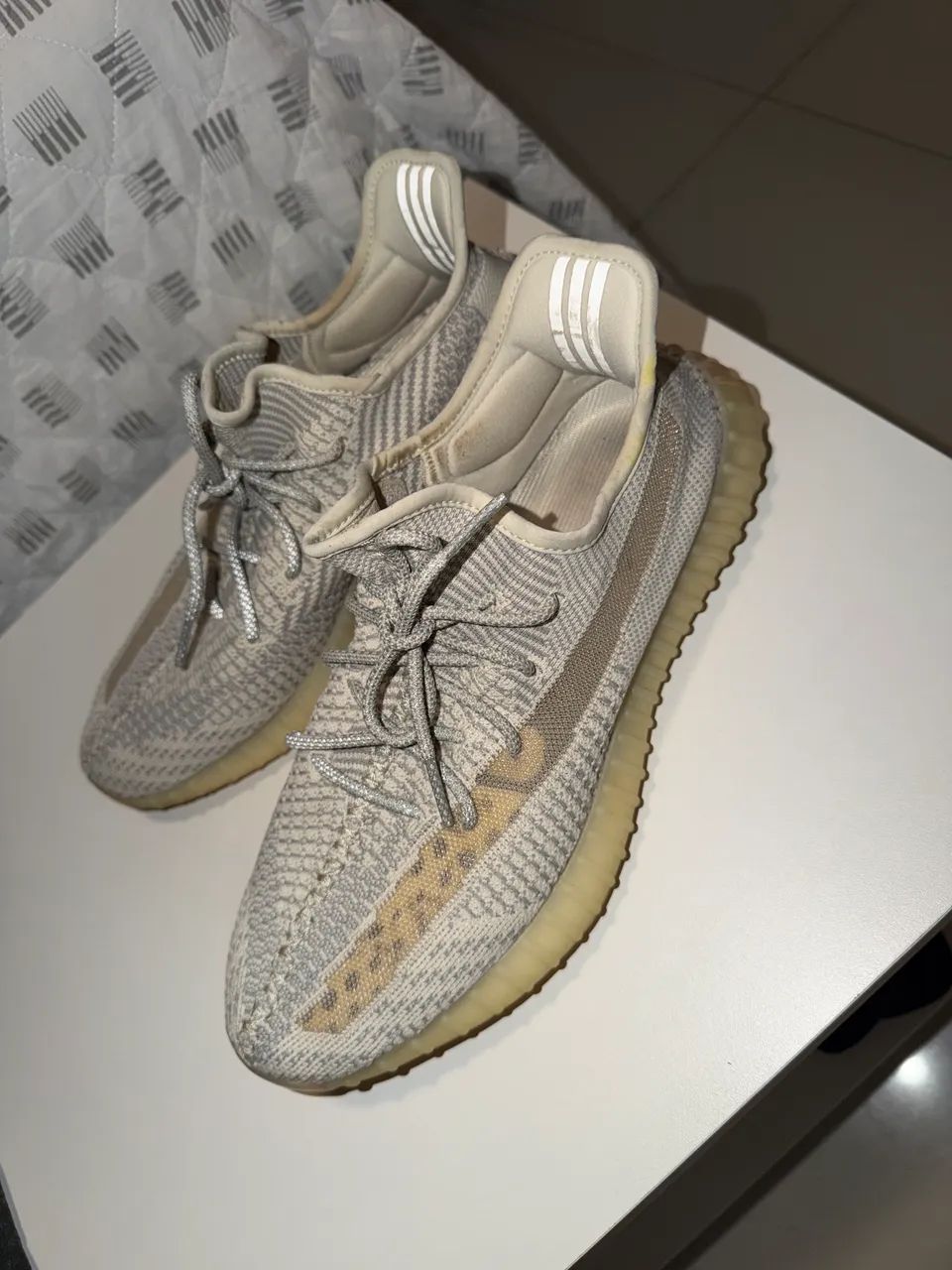 Yeezy 350 v2 Lundmark