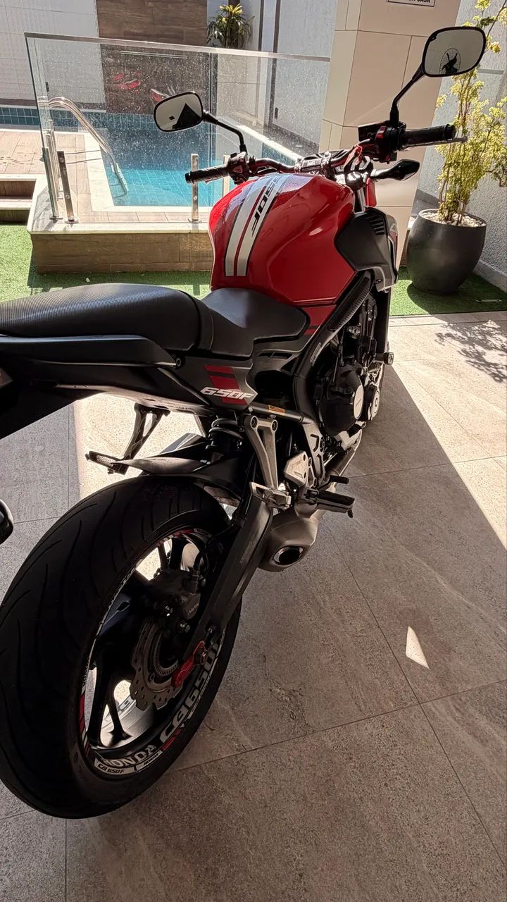 CB650f - Foto 4