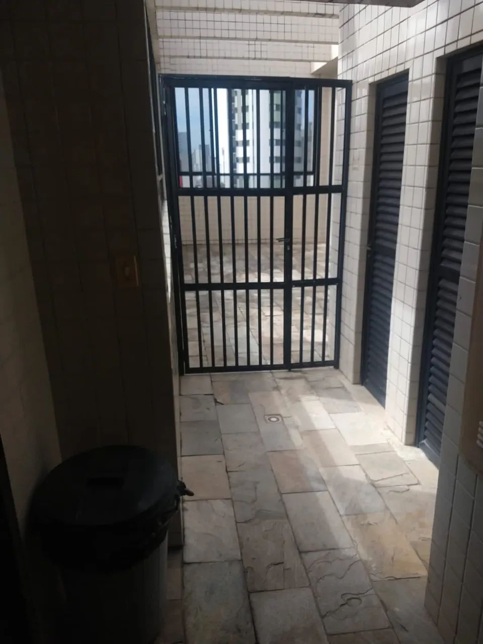 Aluga-se um studio em excelente localização  - Foto 5