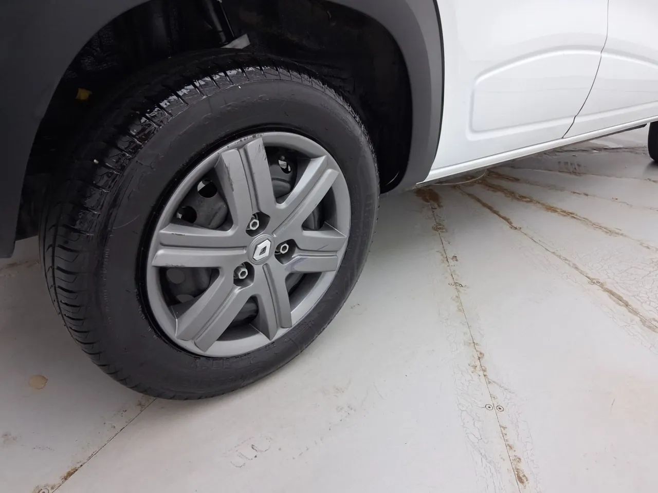 Renault Kwid 1.0 Zen, foto 14 de 18