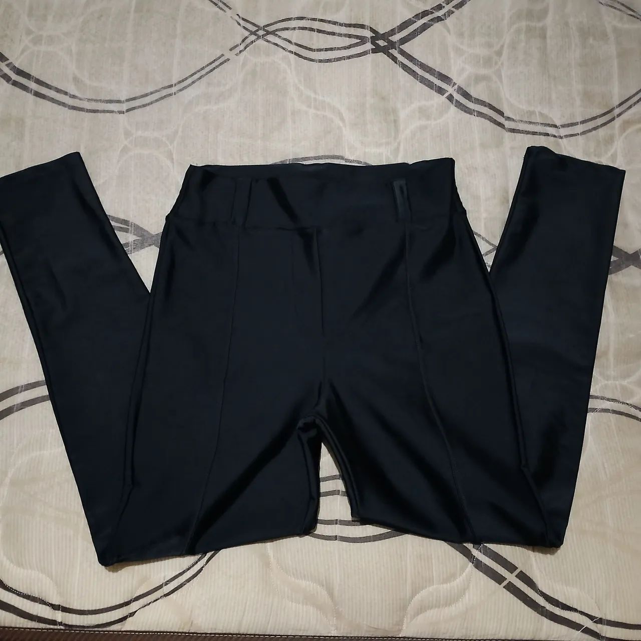 CALÇA LEGGING PRETA NOVA - Foto 2
