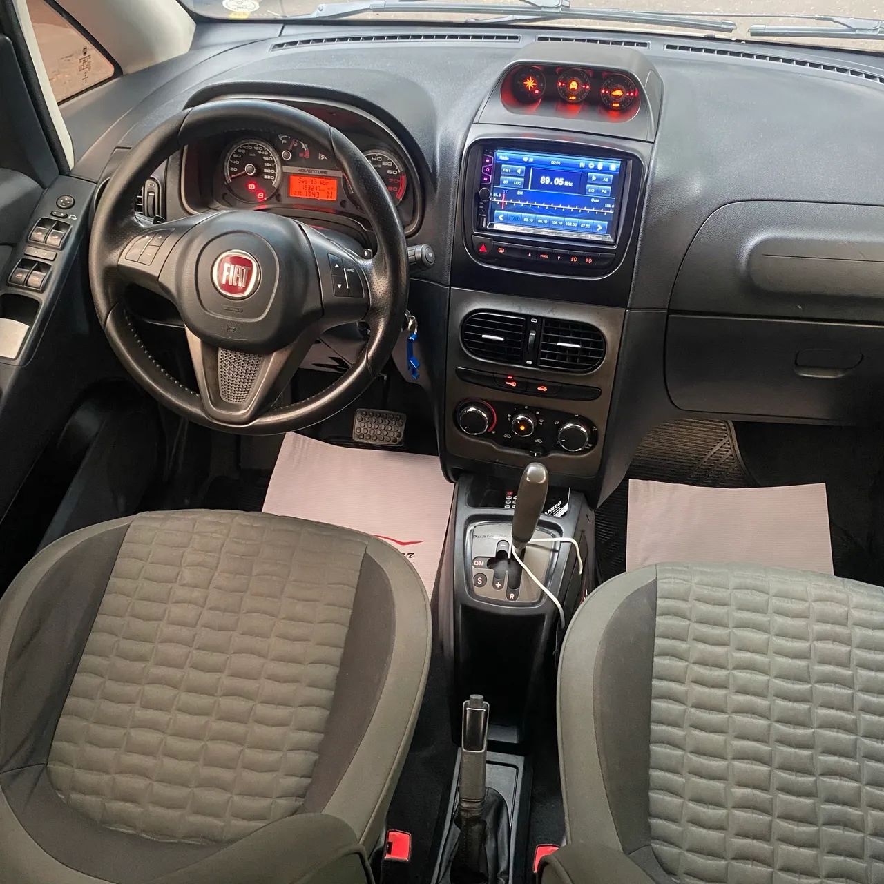 Fiat Idea Adv./ Adv.lock.dualogic 1.8 Flex 5P 2016 - Foto 5