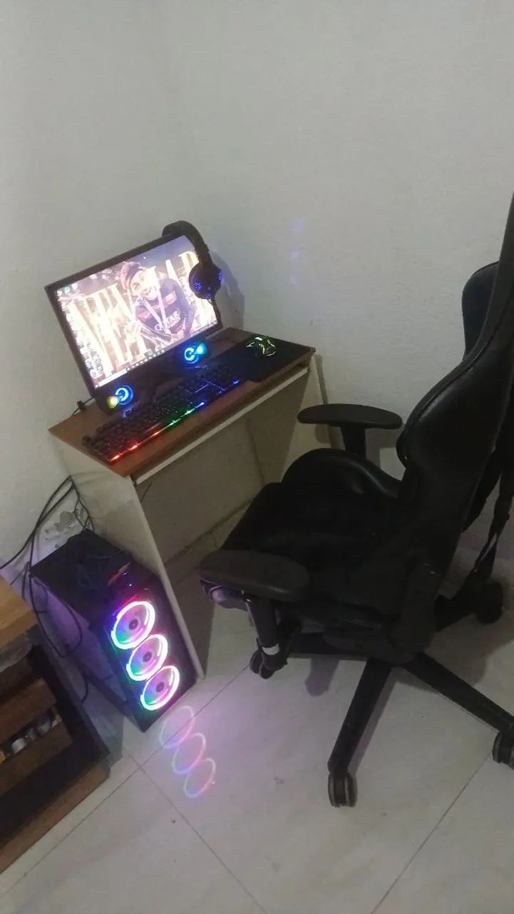 Monitor de 20,6, munitor básico pegando perfeitamente  - Foto 2