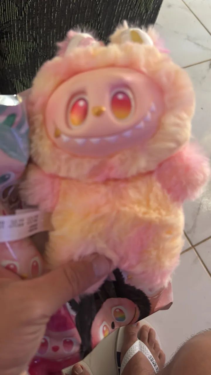 Labubu - Foto 3