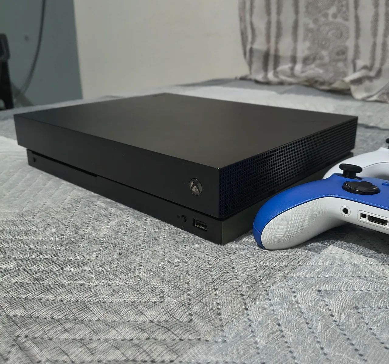 Xbox one X  - Foto 2