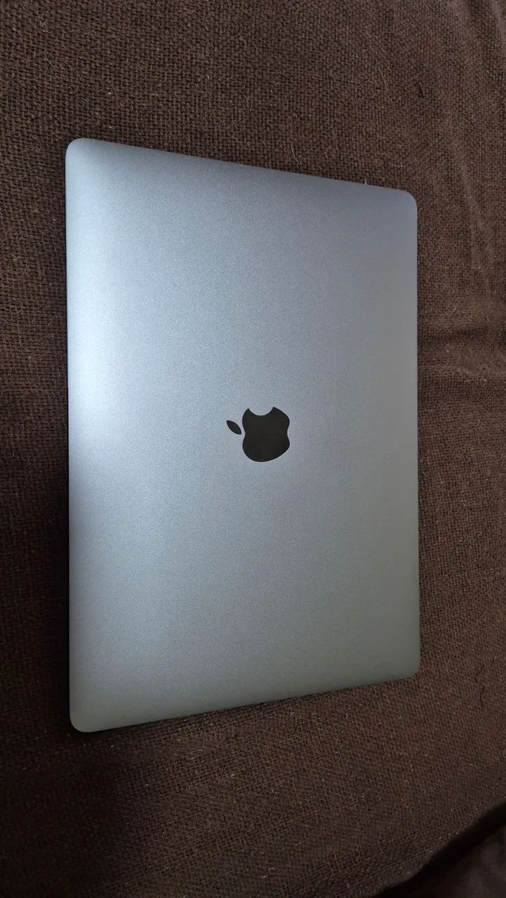 MacBook Pro 13