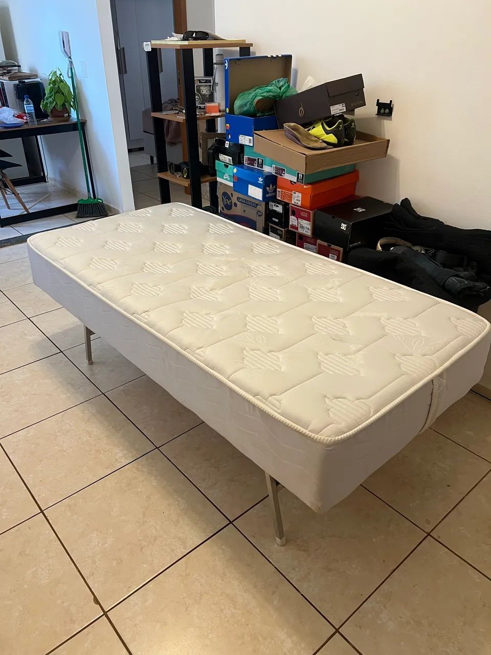 Cama solteiro retratil