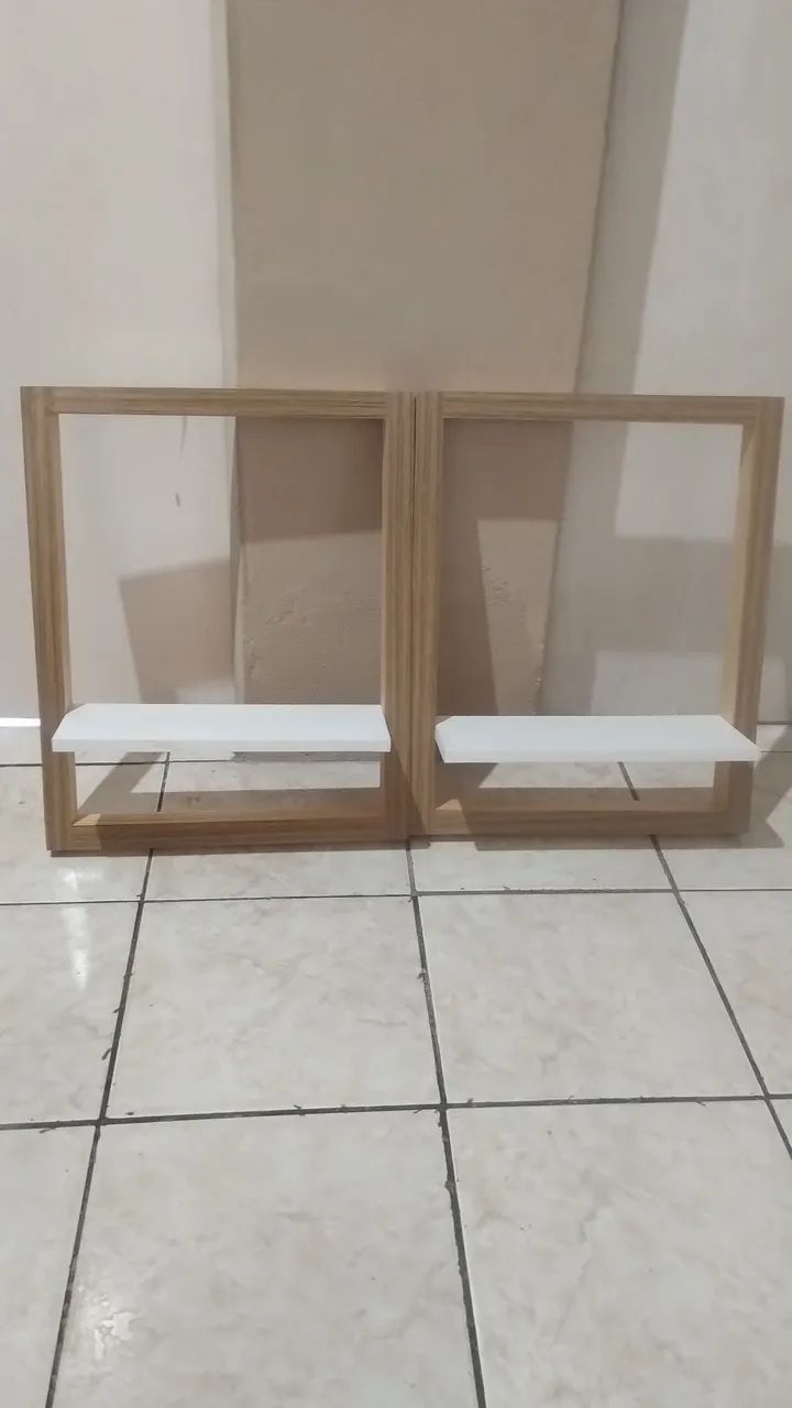 Quadro de parede de madeira 