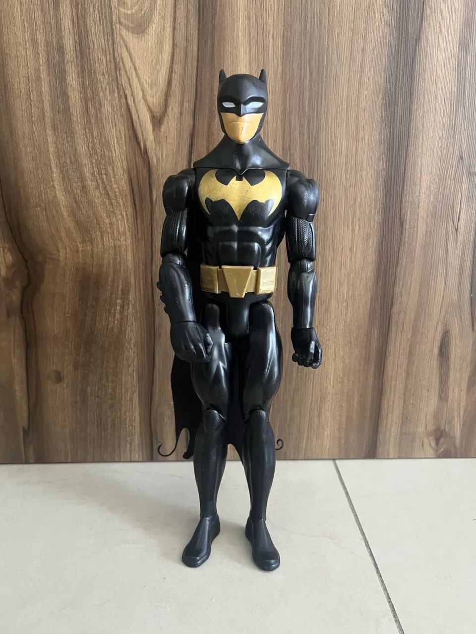 Boneco Batman Traje Furtivo Mattel 2016