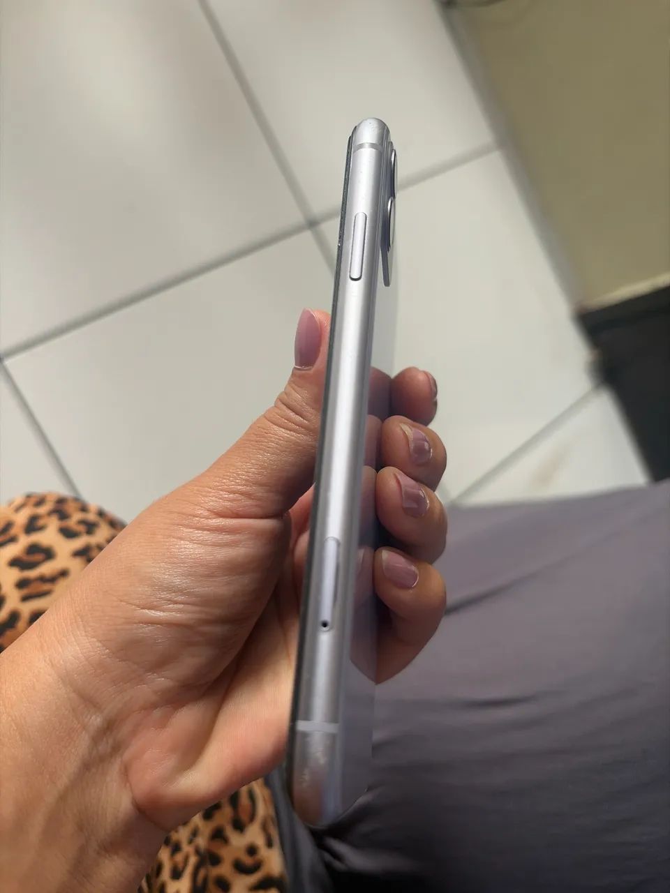 Carcaça IPhone 11 128 G - Foto 2