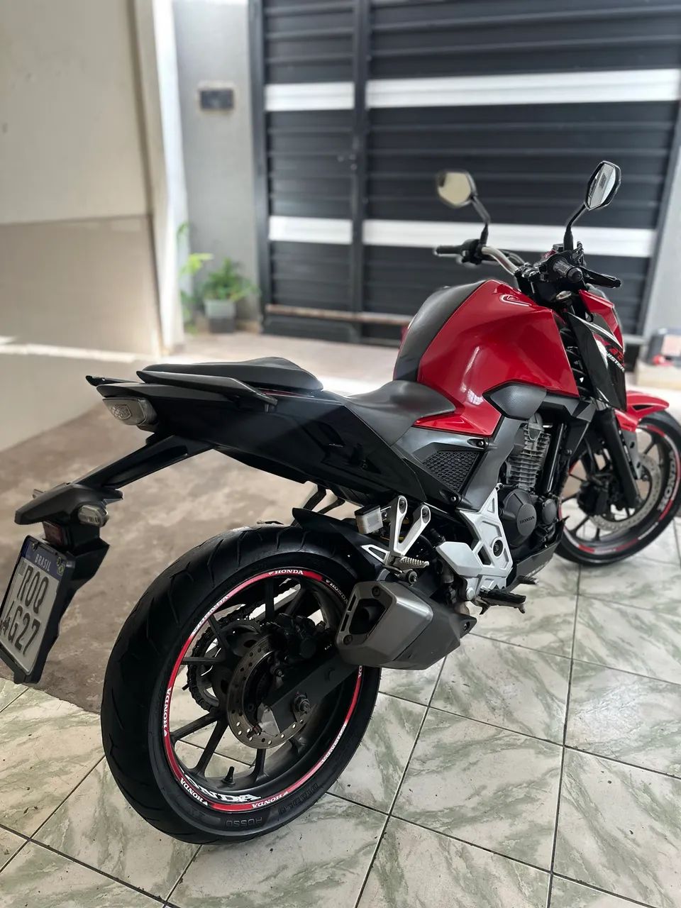 CB 300F - Foto 5