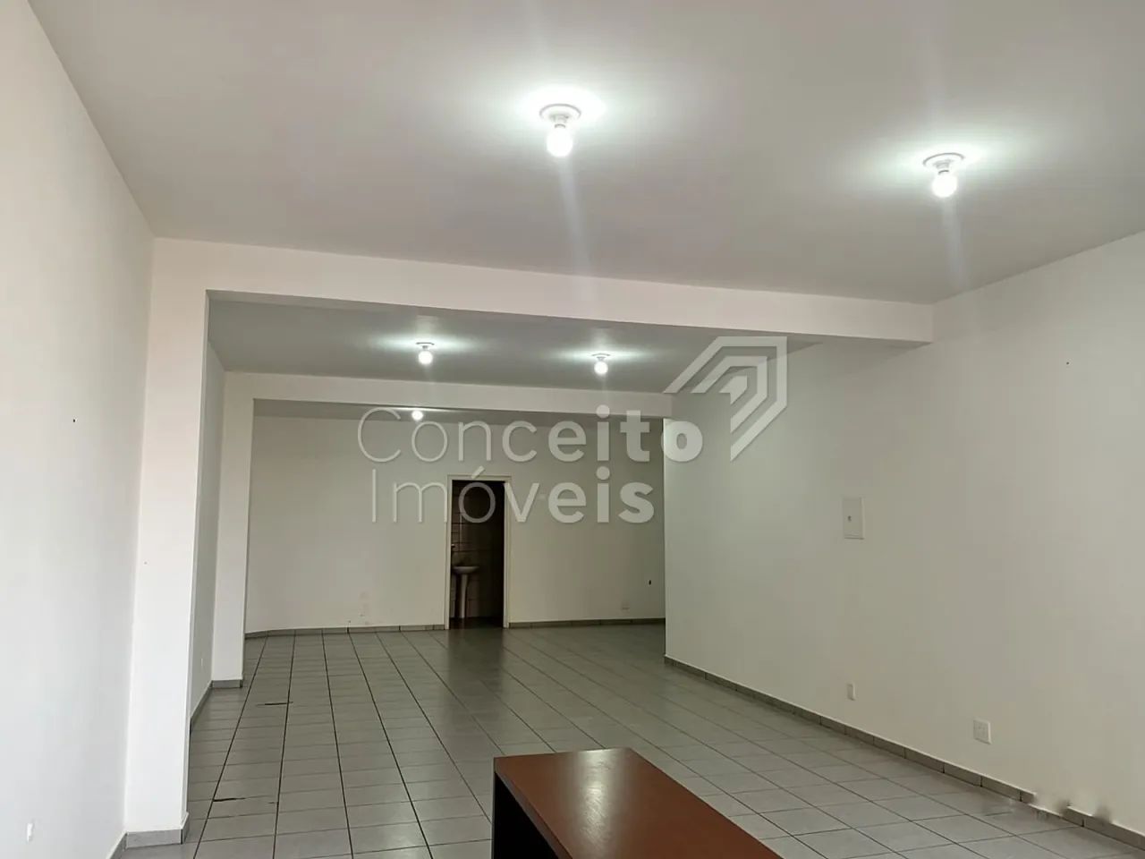 Loja e/ou Ponto Comercial com 250 m² - Centro - Foto 4