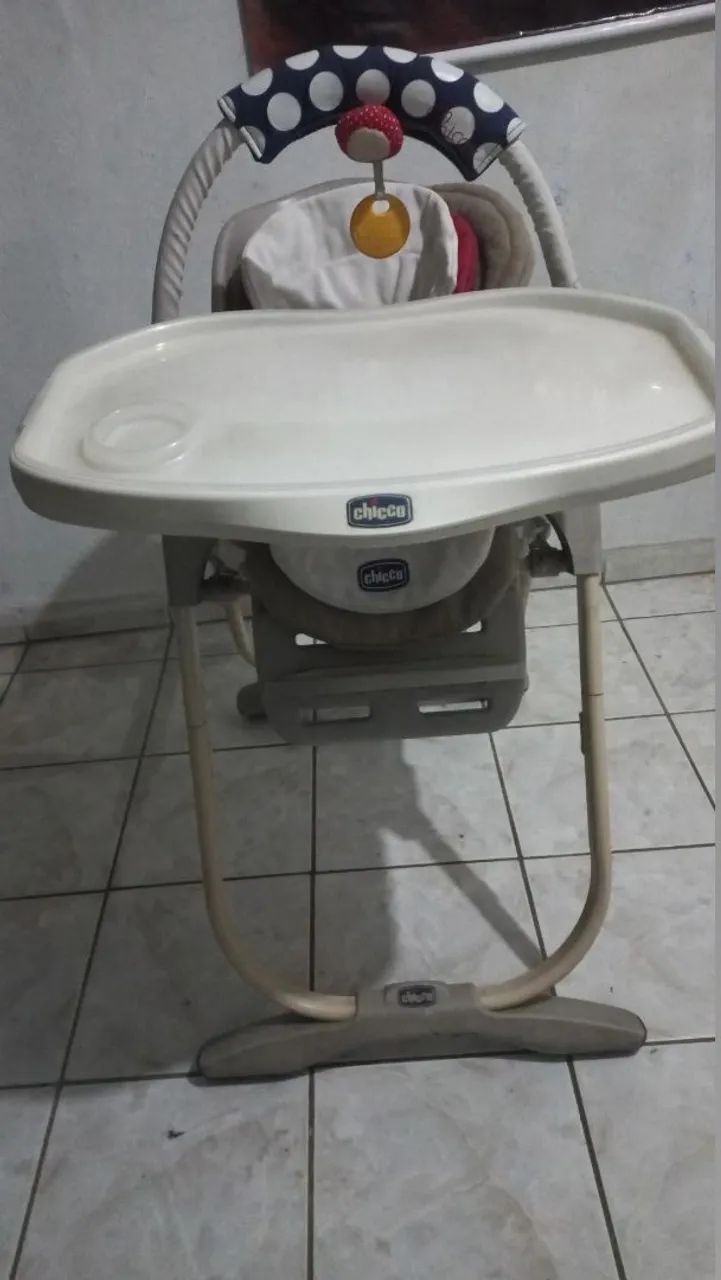 Cadeira de alimentação chicco polly magic 