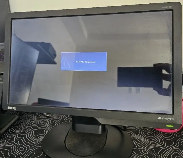 Monitor BenQ 15.6" HD (Modelo ET-0024-TA) 