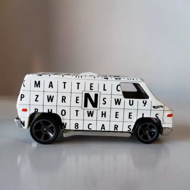 Hot Wheels - 70s Van