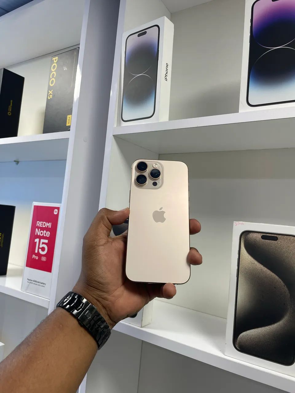 IPHONE 16 PRO MAX - Foto 2