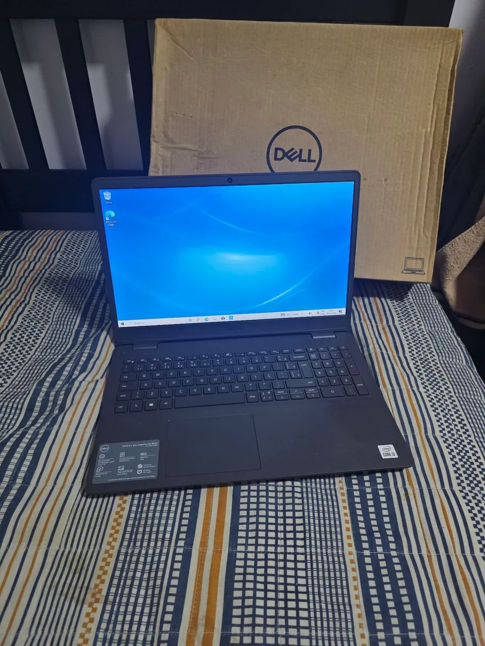 Vende se um notebook dell
