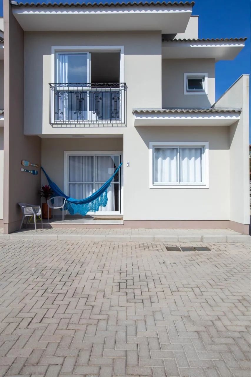 Casa mobiliada com 2 dormitórios no Rio Tavares 
