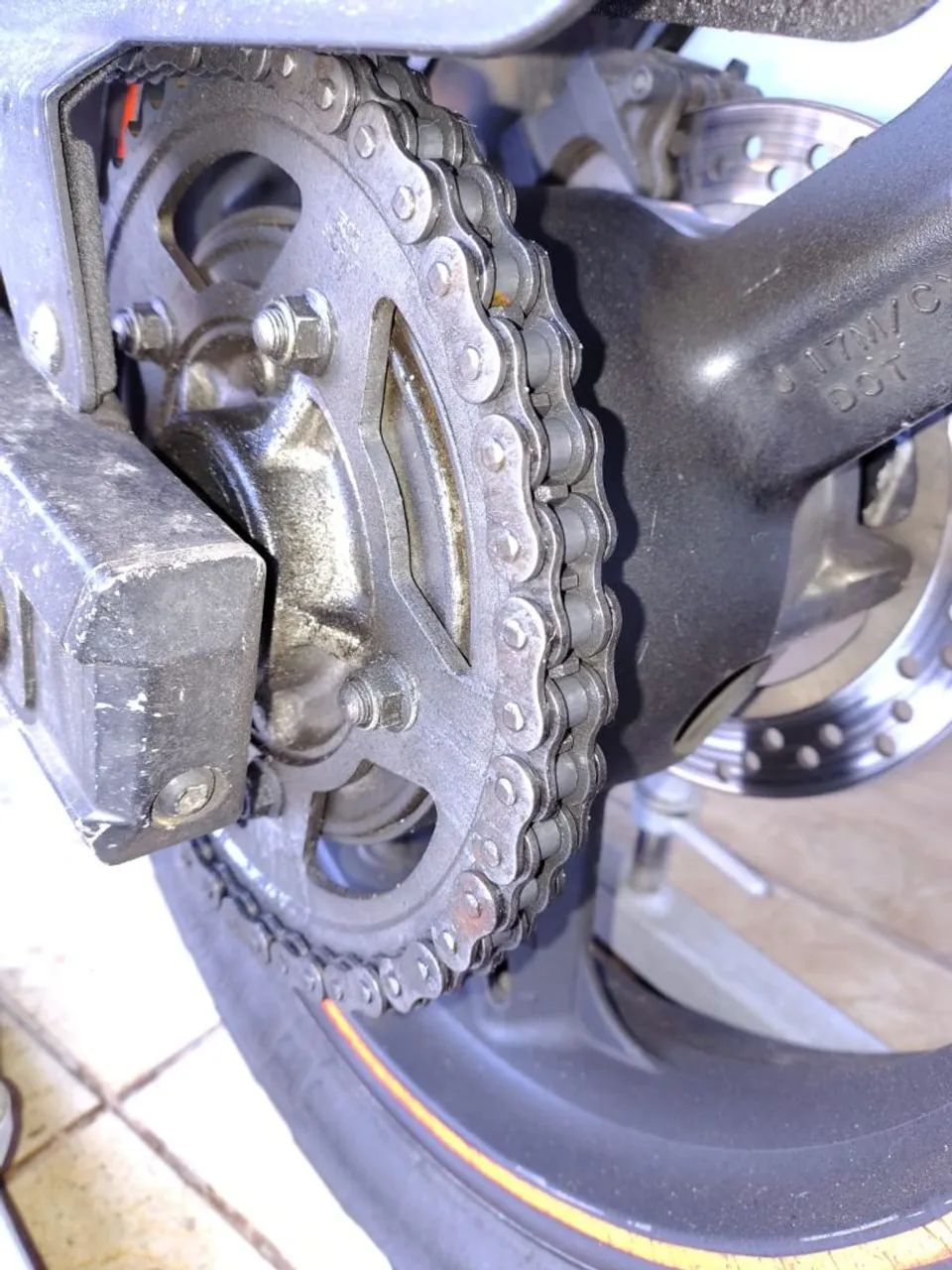 Suzuki V strom - Foto 2
