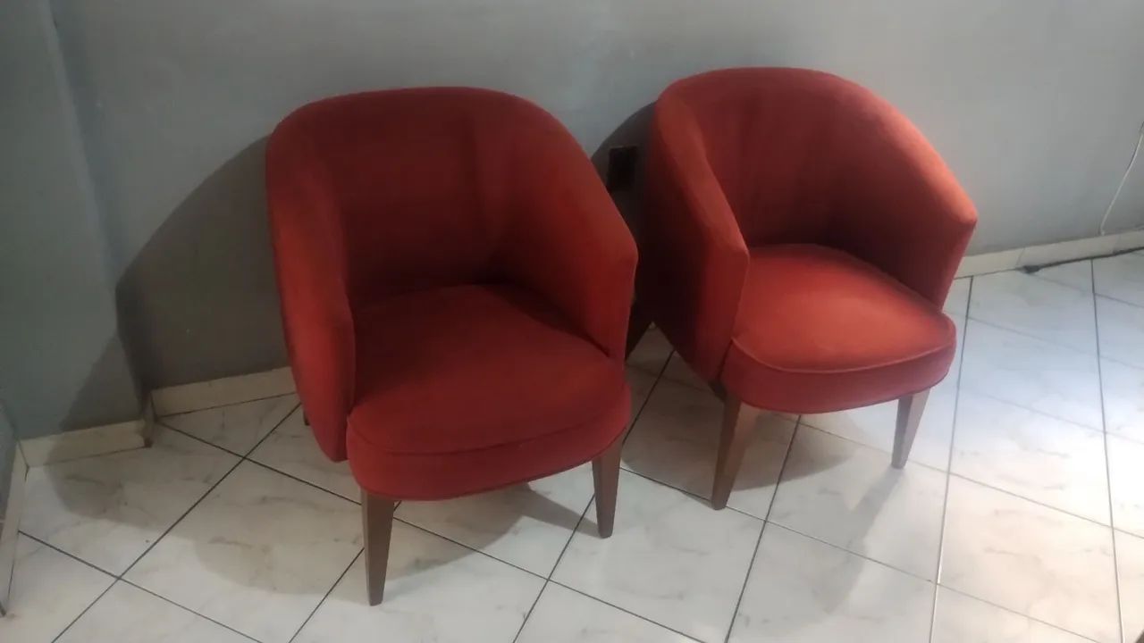 Duas poltronas