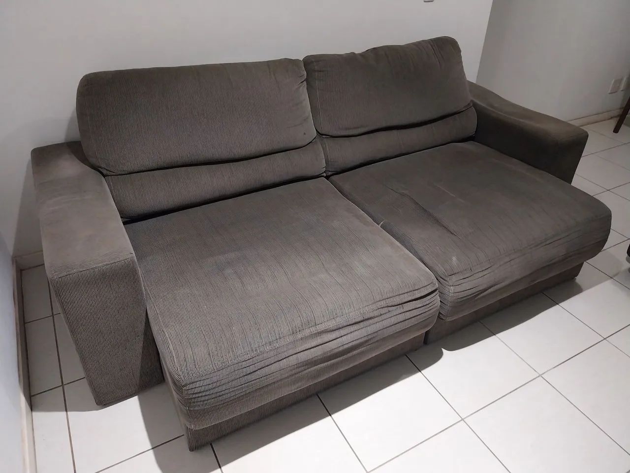 Sofá retratil e reclinavel com 2.40 metros - Foto 5