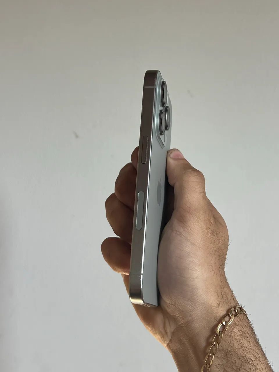 iPhone 15 Pro  - Foto 2