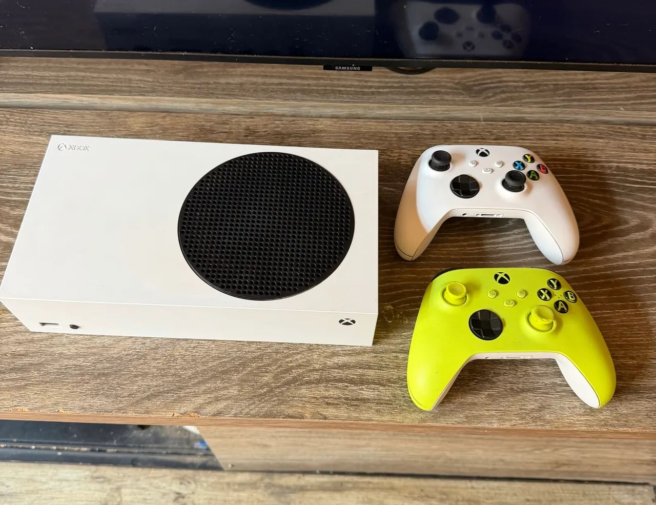 Xbox Séries S - 2 controles  - Foto 5