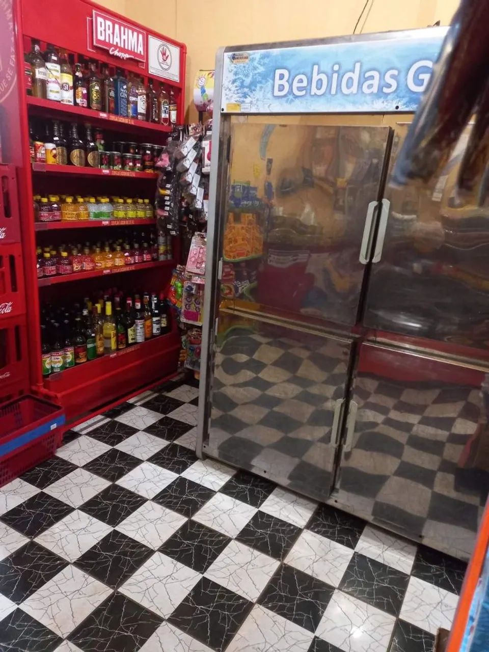 Camera fria a venda semi nova 