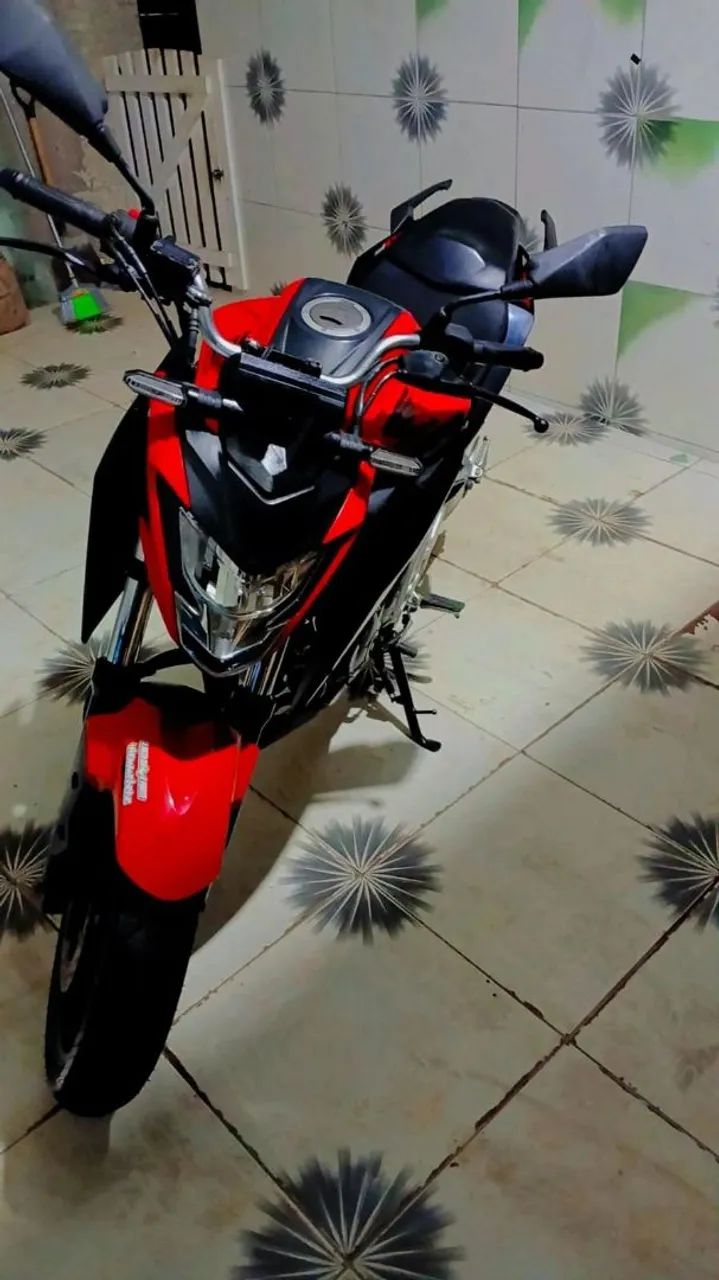 CB300F 2024 - Foto 5