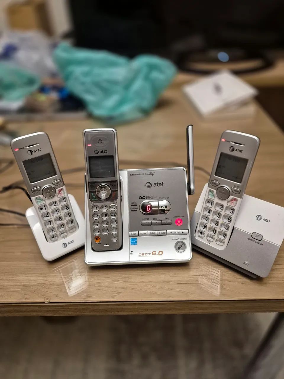 Telefone sem fio ATT com secretária eletrônica e 3 handsets - Foto 5