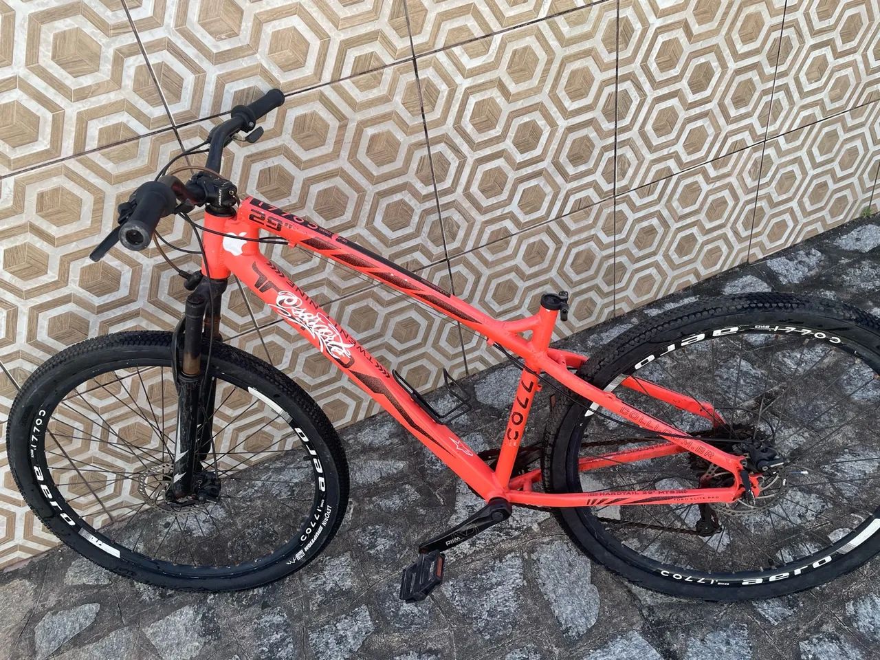 Bicicleta aro 29 9 velocidades 