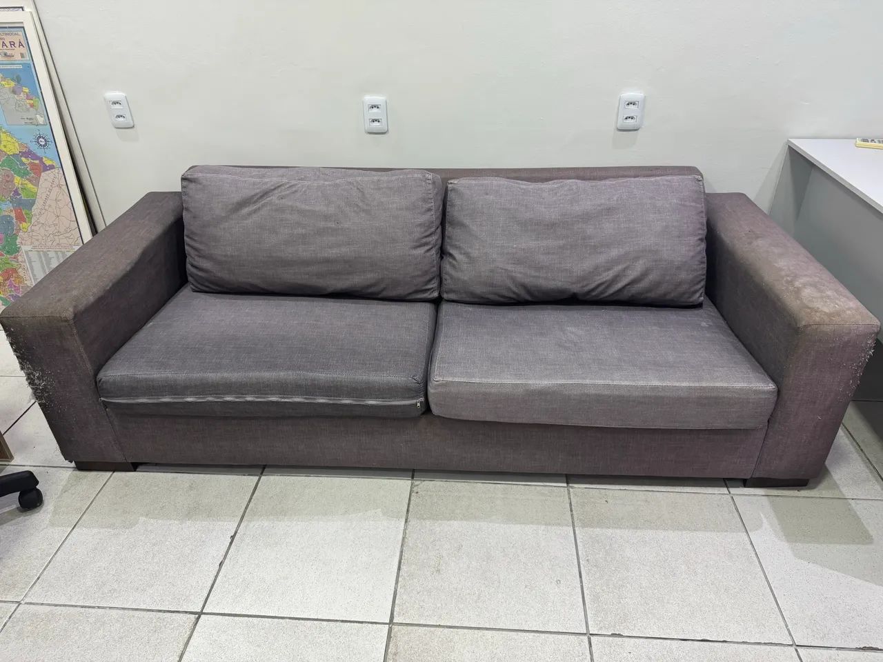 Sofá de três lugares  - Foto 4