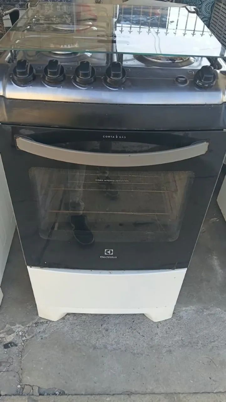 Fogão Electrolux 4 bocas funcionando perfeitamente 